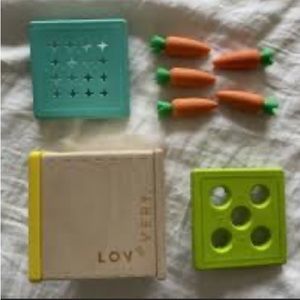 Lovevery carrot box